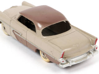 Lot 173 - DINKY TOYS (FRANCE) (1)