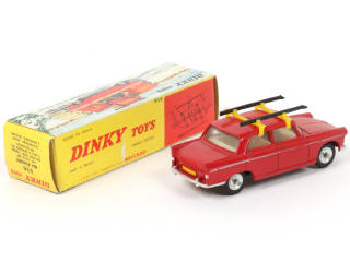 Lot 274 - DINKY TOYS (FRANCE) (1)