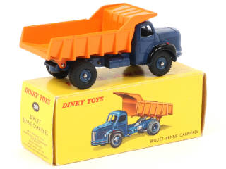 Lot 345 - DINKY TOYS (FRANCE) (1)