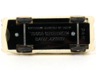 Lot 186 - DINKY TOYS (FRANCE) (1)