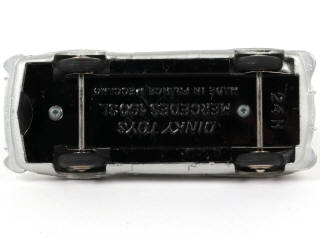 Lot 181 - DINKY TOYS (FRANCE) (1)