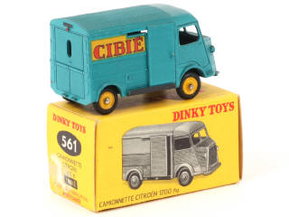 Lot 325 - DINKY TOYS (FRANCE) (1)