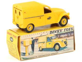 Lot 214 - DINKY TOYS (FRANCE) (1)