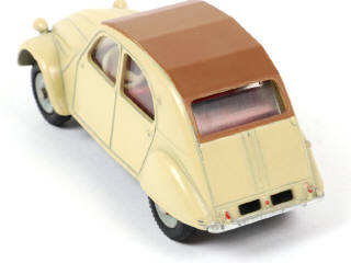 Lot 210 - DINKY TOYS (FRANCE) (1)