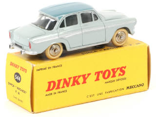 Lot 266 - DINKY TOYS (FRANCE) (1)