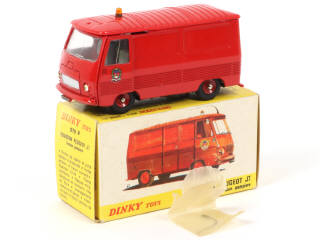 Lot 318 - DINKY TOYS (FRANCE) (1)