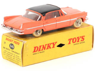 Lot 291 - DINKY TOYS (FRANCE) (1)