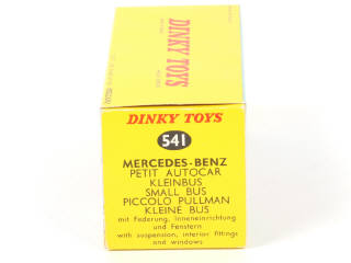 Lot 121 - DINKY TOYS (FRANCE) (1)