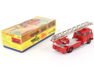 Lot 354 - DINKY TOYS (FRANCE) (1)