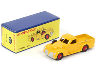 Lot 110 - CLUB DINKY FRANCE (1)