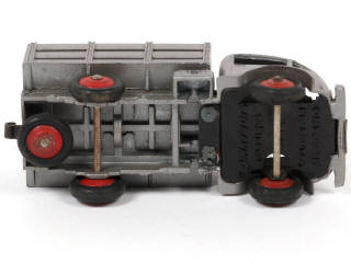 Lot 295 - DINKY TOYS (FRANCE) (1)
