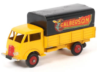 Lot 299 - DINKY TOYS (FRANCE) (1)