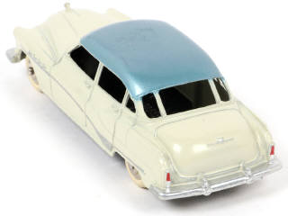 Lot 230 - DINKY TOYS (FRANCE) (1)