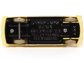 Lot 229 - DINKY TOYS (FRANCE) (1)