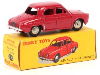 Lot 177 - DINKY TOYS (FRANCE) (1)