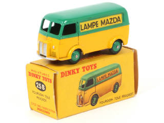 Lot 317 - DINKY TOYS (FRANCE) (1)