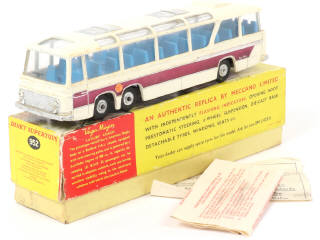 Lot 89 - DINKY TOYS (GB) (1)