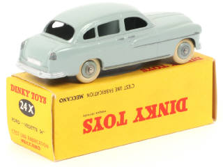 Lot 136 - DINKY TOYS (FRANCE) (1)