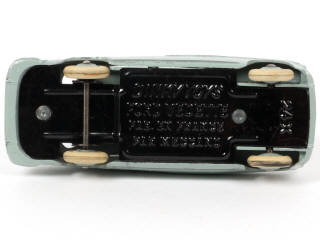 Lot 136 - DINKY TOYS (FRANCE) (1)