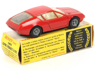 Lot 145 - DINKY TOYS (FRANCE) (1)