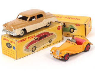 Lot 90 - DINKY TOYS (GB) (2)