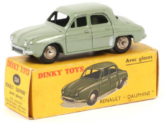 Lot 128 - DINKY TOYS (FRANCE) (1)
