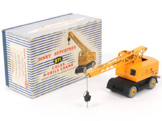 Lot 82 - DINKY TOYS (GB) (1)