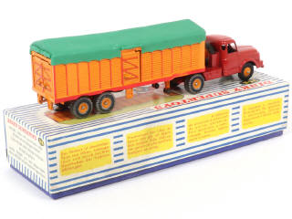Lot 210 - DINKY TOYS (FRANCE) (1)