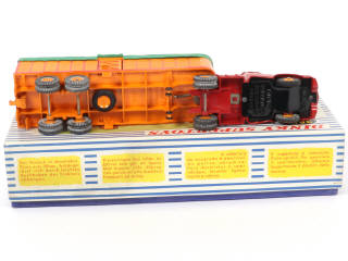 Lot 210 - DINKY TOYS (FRANCE) (1)