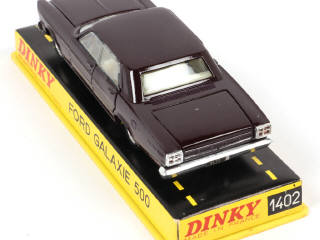 Lot 155 - DINKY TOYS (FRANCE) (1)
