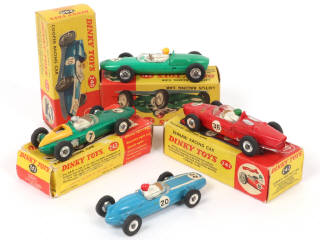 Lot 107 - DINKY TOYS (GB) (4)