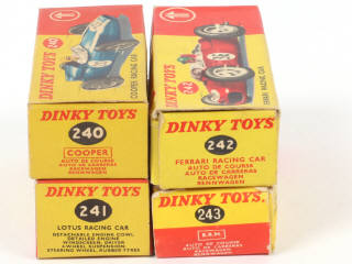 Lot 107 - DINKY TOYS (GB) (4)