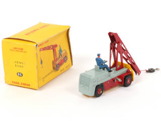 Lot 221 - DINKY TOYS (FRANCE) (1)