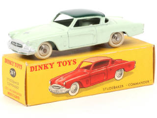 Lot 137 - DINKY TOYS (FRANCE) (1)