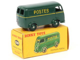 Lot 178 - DINKY TOYS (FRANCE) (1)
