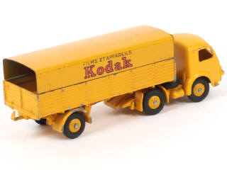 Lot 177 - DINKY TOYS (FRANCE) (1)