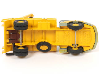 Lot 205 - DINKY TOYS (FRANCE) (1)