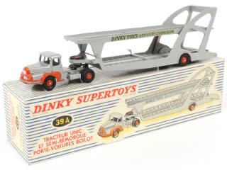 Lot 207 - DINKY TOYS (FRANCE) (1)