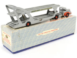 Lot 207 - DINKY TOYS (FRANCE) (1)