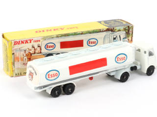 Lot 76 - DINKY TOYS (GB) (1)
