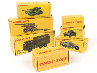 Lot 115 - DINKY TOYS (FRANCE) (7)
