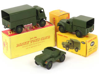 Lot 103 - DINKY TOYS (GB) (3)