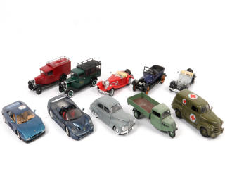 Lot 80 - DIVERS (10)