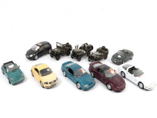 Lot 82 - DIVERS (10)