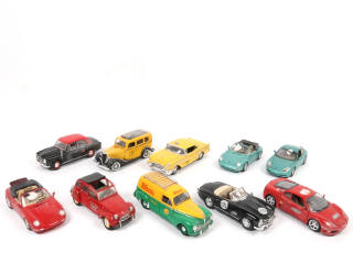 Lot 85 - DIVERS (10)