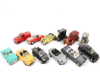 Lot 95 - DIVERS (12)