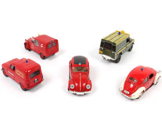 Lot 29 - DIVERS (5)