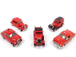 Lot 30 - DIVERS (5)