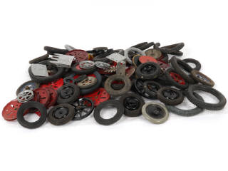 Lot 15 - DIVERS (100)