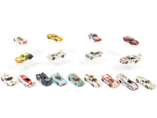 Lot 96 - DIVERS (18)